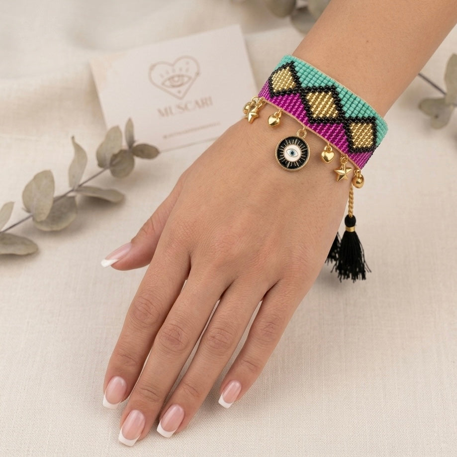 Pulsera tejida Brita