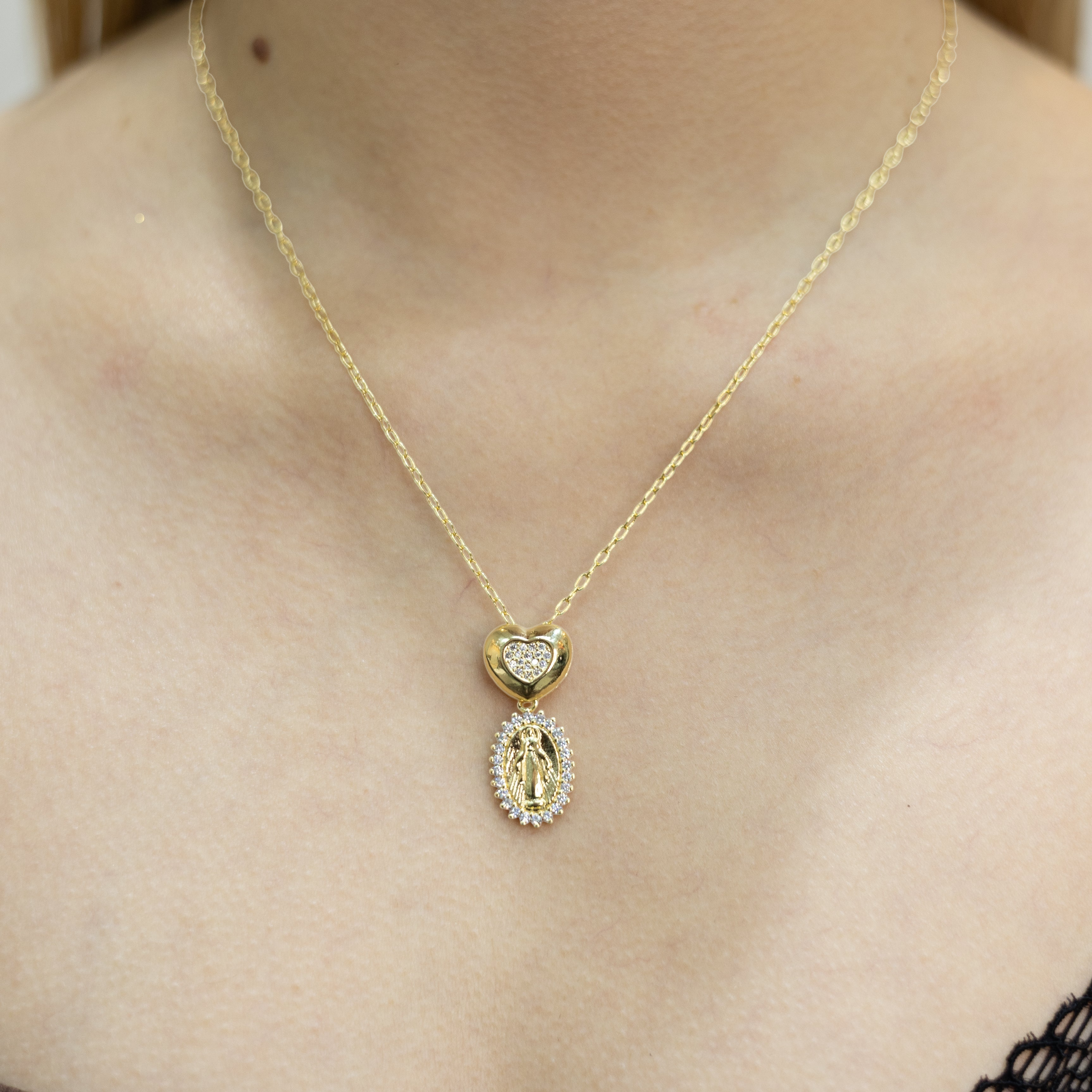 Collar Virgen